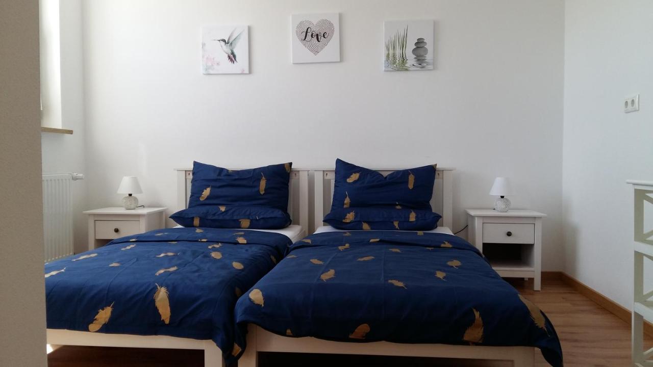 שוואנדורף אין ביירן Ferienwohnung Giovanni Studio מראה חיצוני תמונה